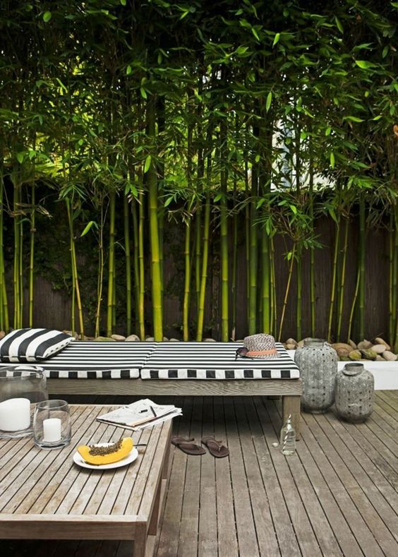 parete schermante terrazzo con canne di bamboo