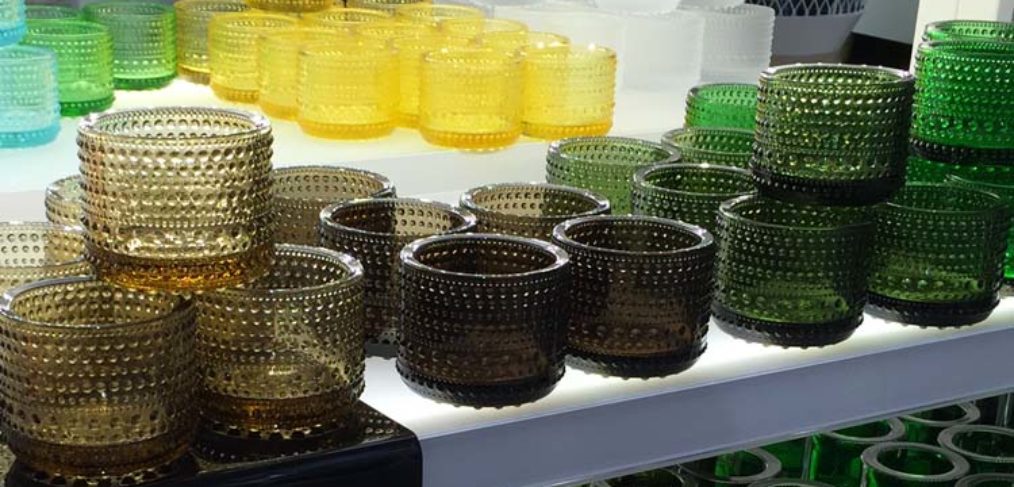 vasi di design in vetro colorato
